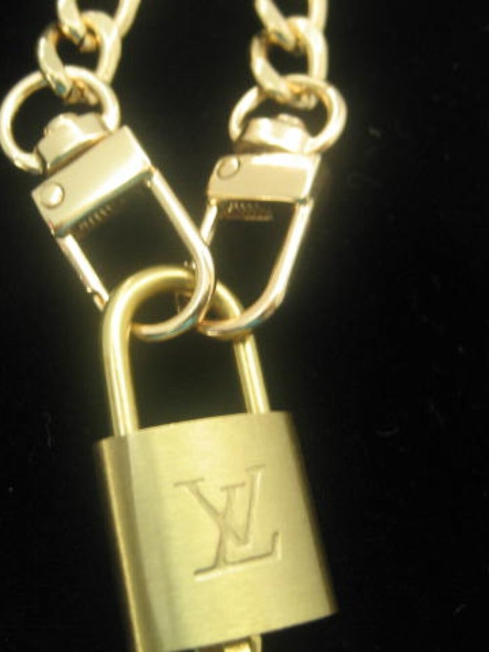 Authentic Louis Vuitton LV Brass Lock & Key w/ Unbranded gold plated 15" chain
